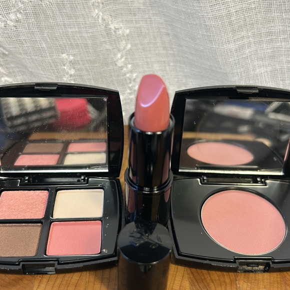NWT Lancome bundle of eyeshadows, lipstick and blush - Picture 4 of 8